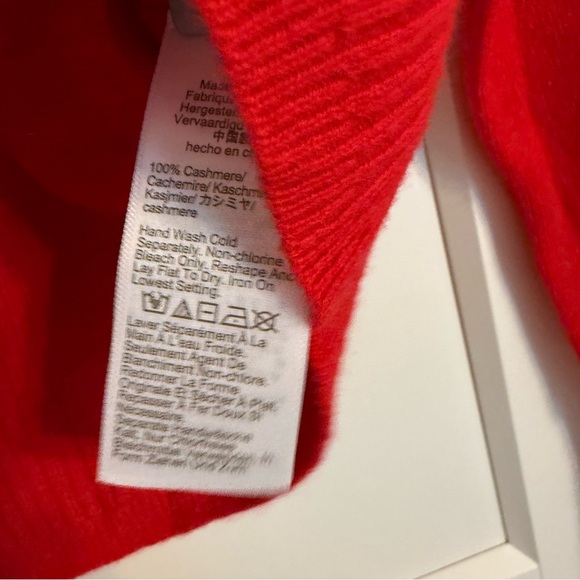 J. CREW Women’s XS Cashmere Shrunken Crew Neck Sweater Belvedere Red Cropped - Picture 6 of 7